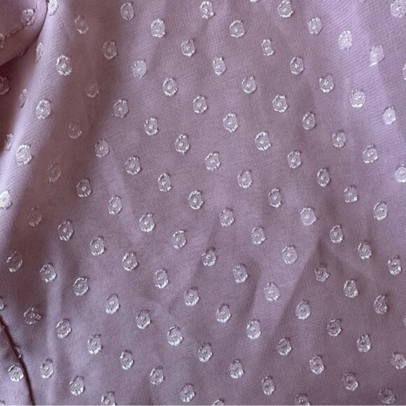 Torrid | Peach Swiss Dot Front Ruffle Chiffon Blouse | Size 0 - Picture 5 of 11